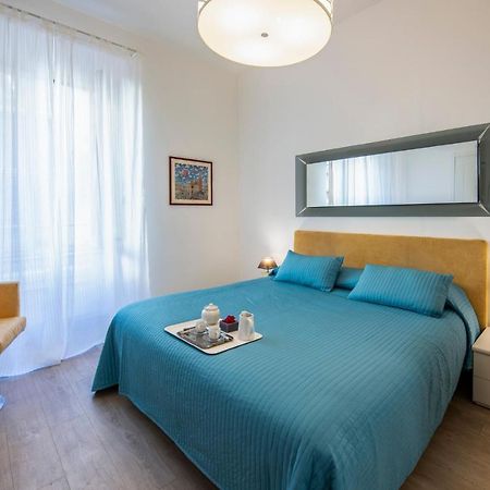 Mamo Florence - Amalia Piazza Signoria Apartment Ngoại thất bức ảnh