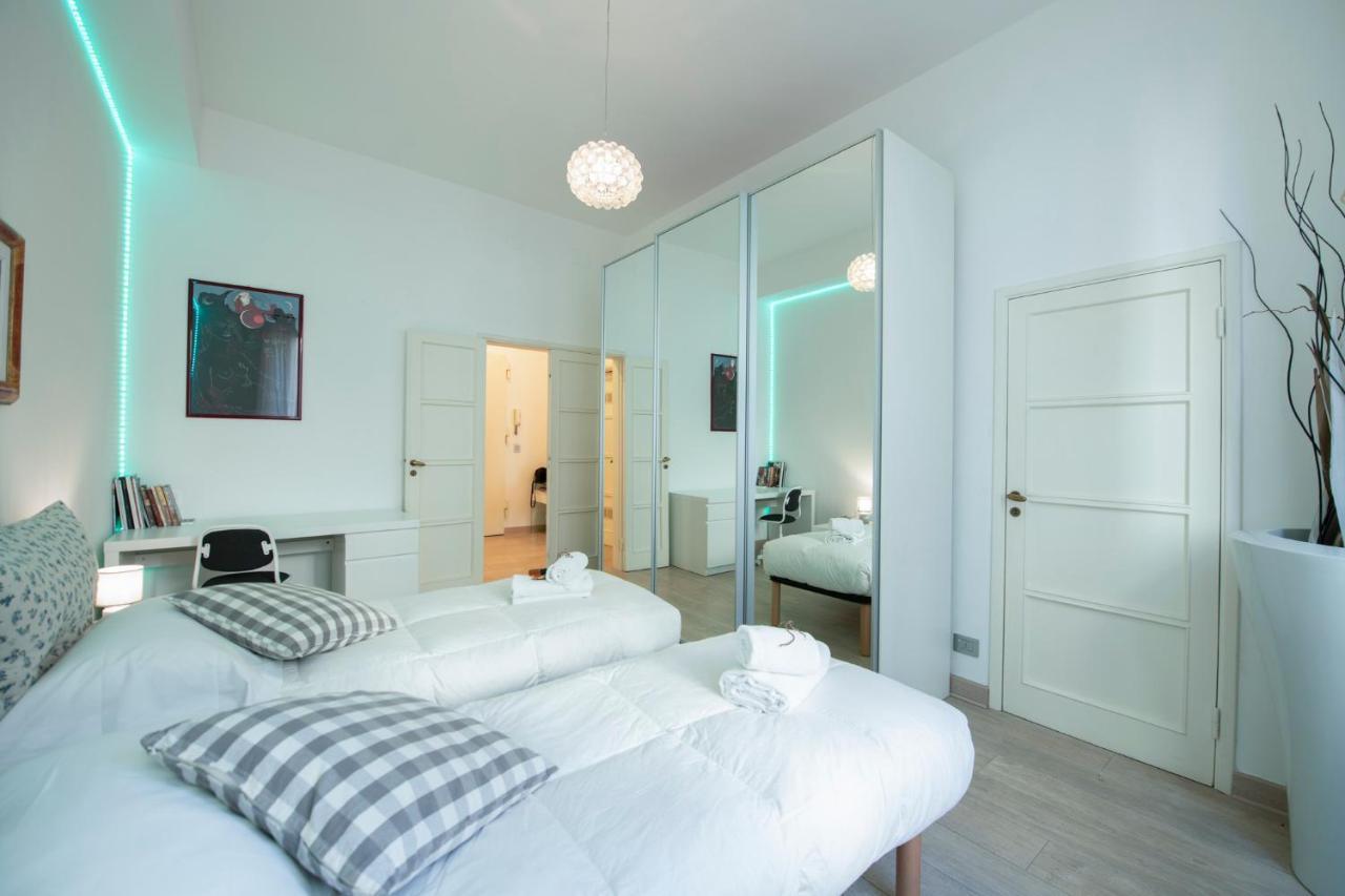 Mamo Florence - Amalia Piazza Signoria Apartment Ngoại thất bức ảnh