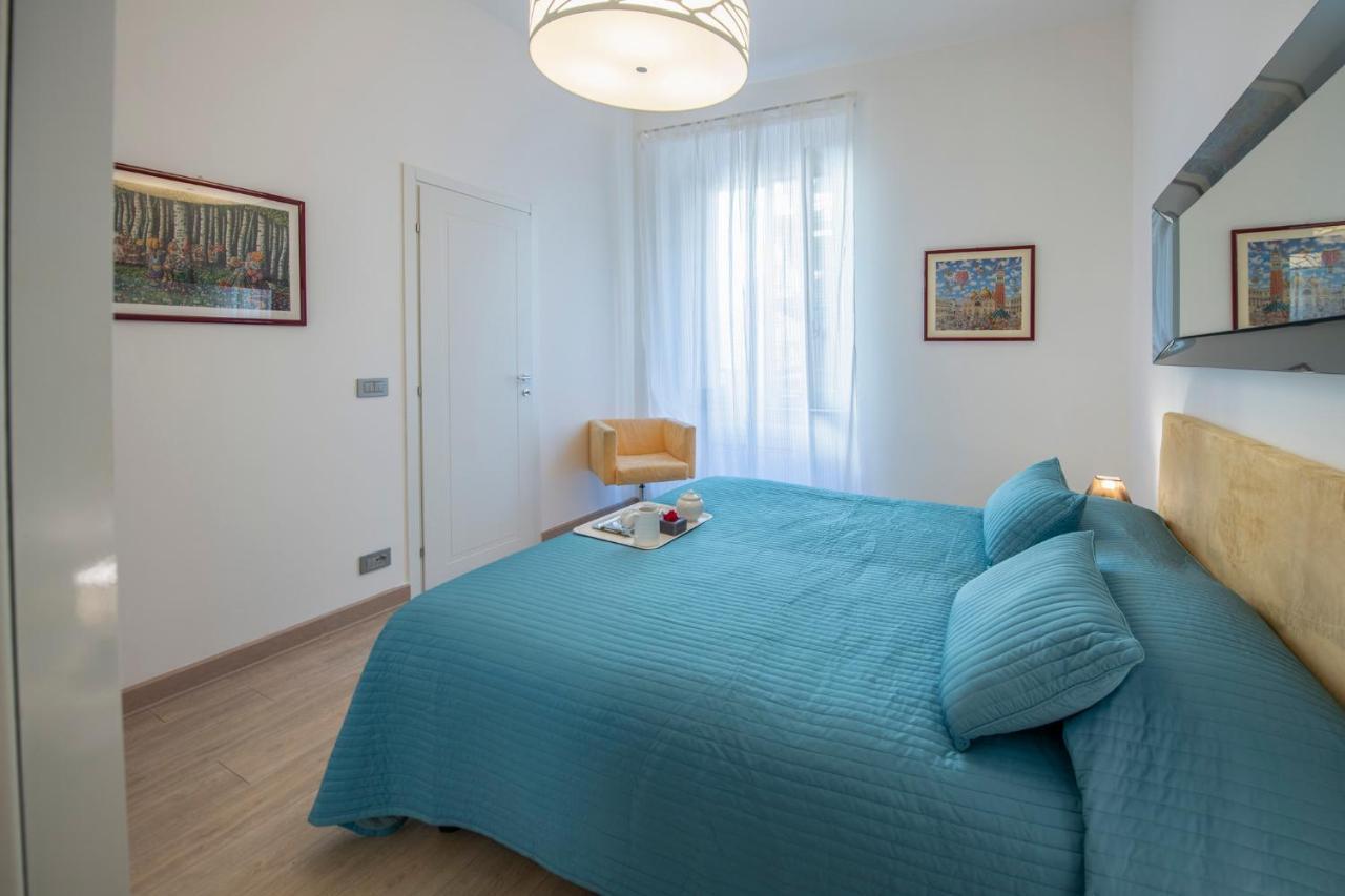 Mamo Florence - Amalia Piazza Signoria Apartment Ngoại thất bức ảnh