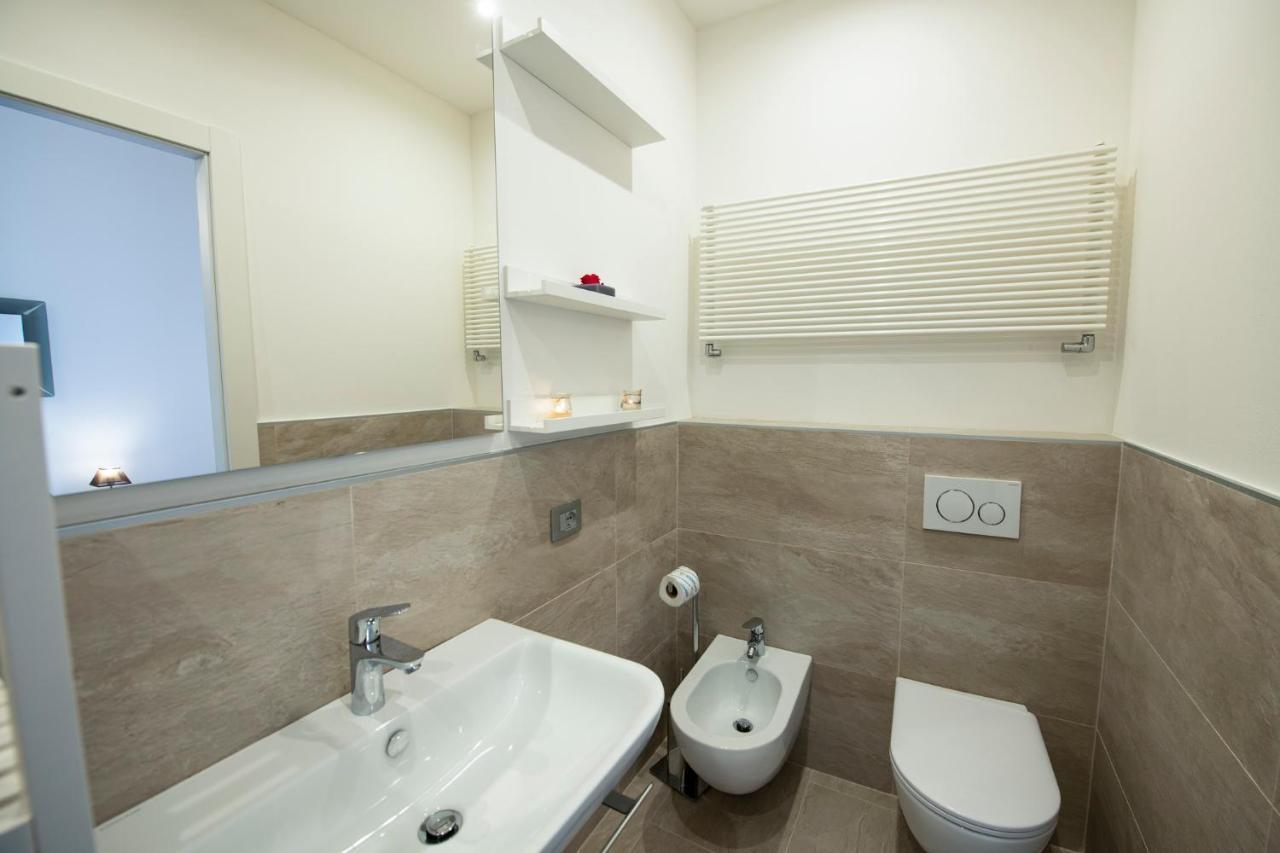 Mamo Florence - Amalia Piazza Signoria Apartment Ngoại thất bức ảnh