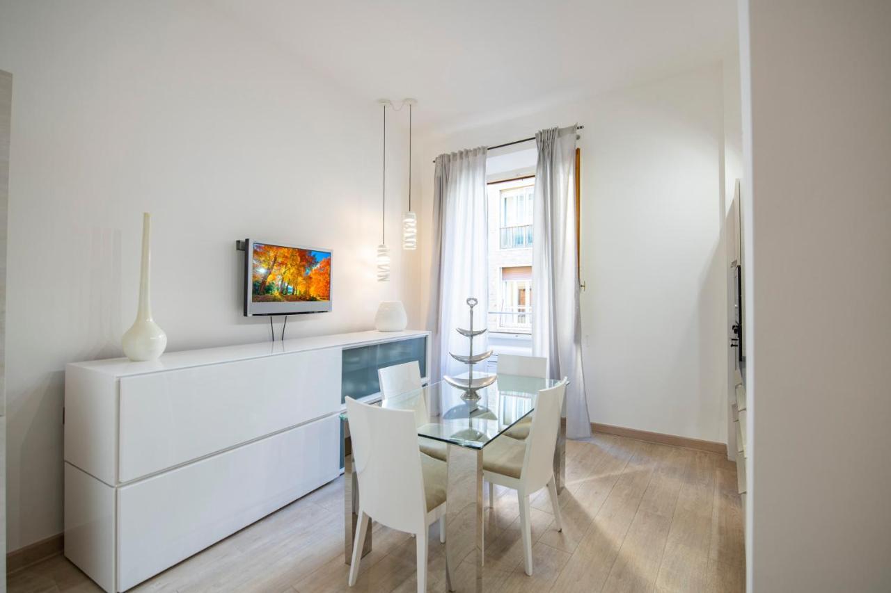 Mamo Florence - Amalia Piazza Signoria Apartment Ngoại thất bức ảnh